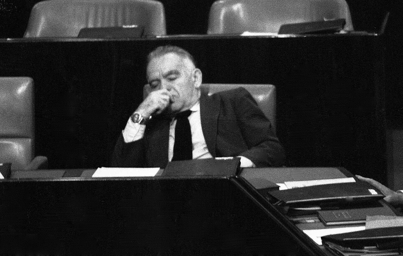 Netanyahu aparece à frente na eleição de Israel, mas sem maioria no Parlamento