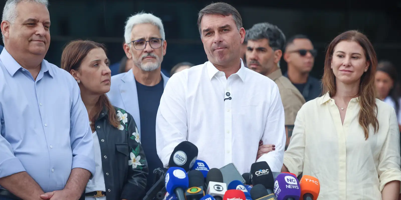 STF nega ordem de busca contra Flávio Bolsonaro; g1 corrige reportagem