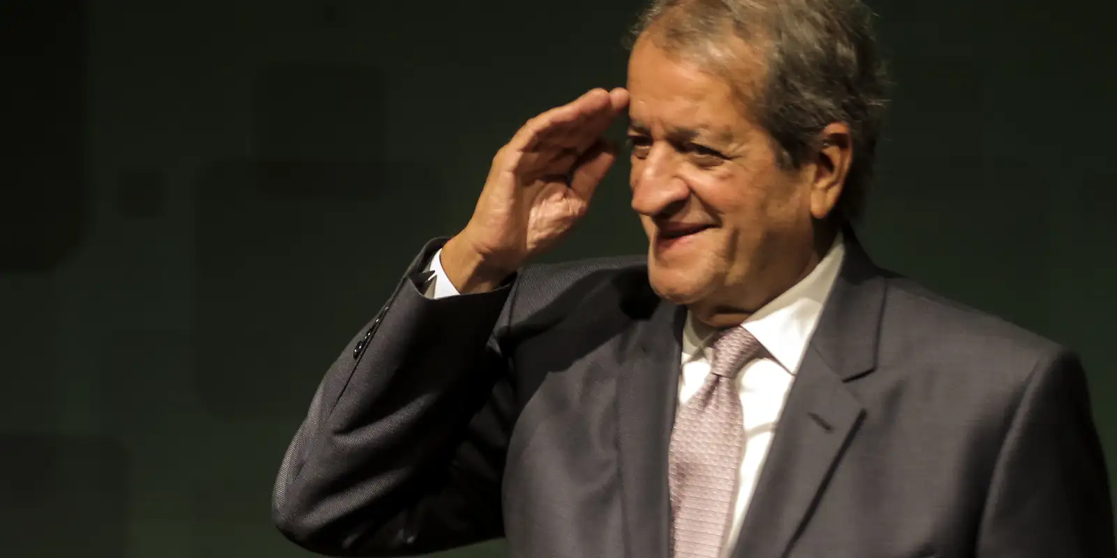 Governo Milei diz que não vai comentar a vitória de Lula na eleição