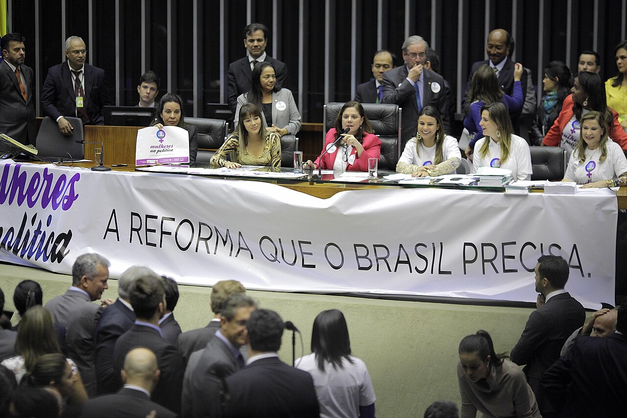 Comissão da Câmara aprova convite para Roberta Luchsinger falar sobre ameaças