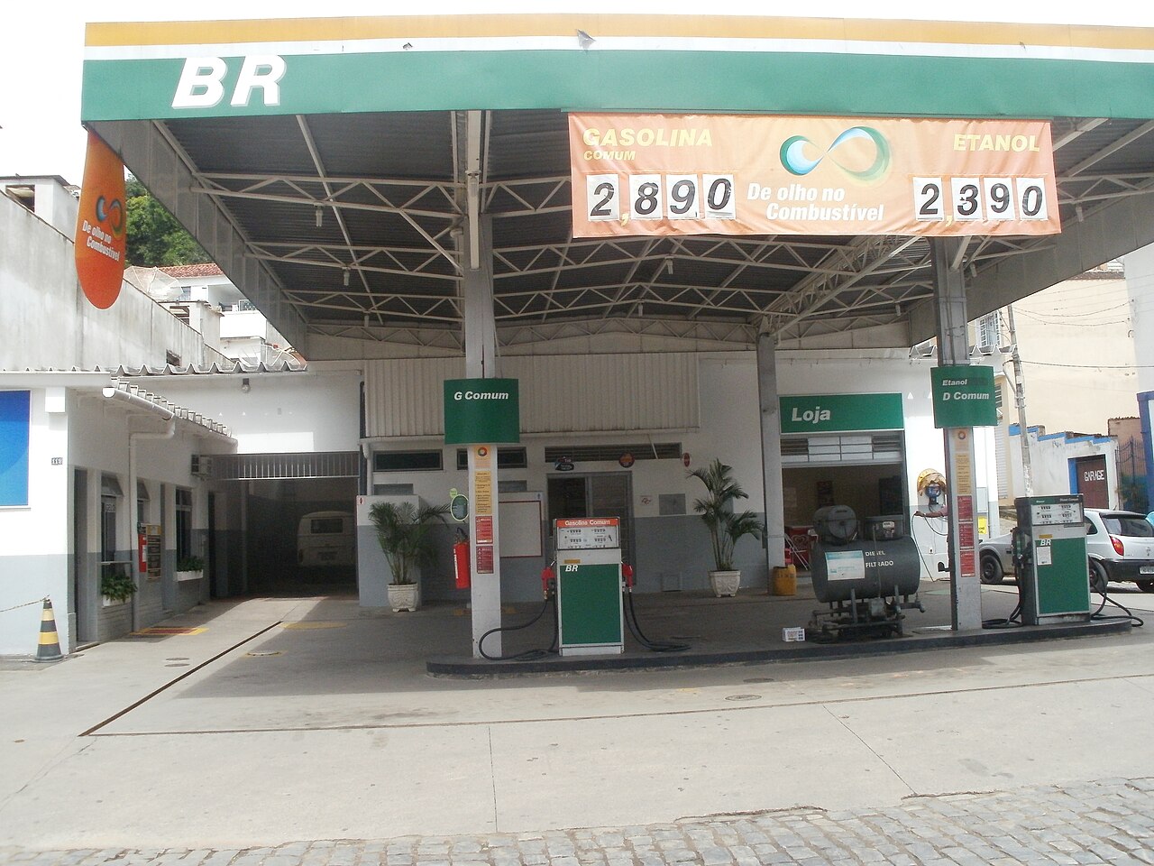 Gasolina Podium falta em postos de SP e RJ; Vibra e Petrobras explicam